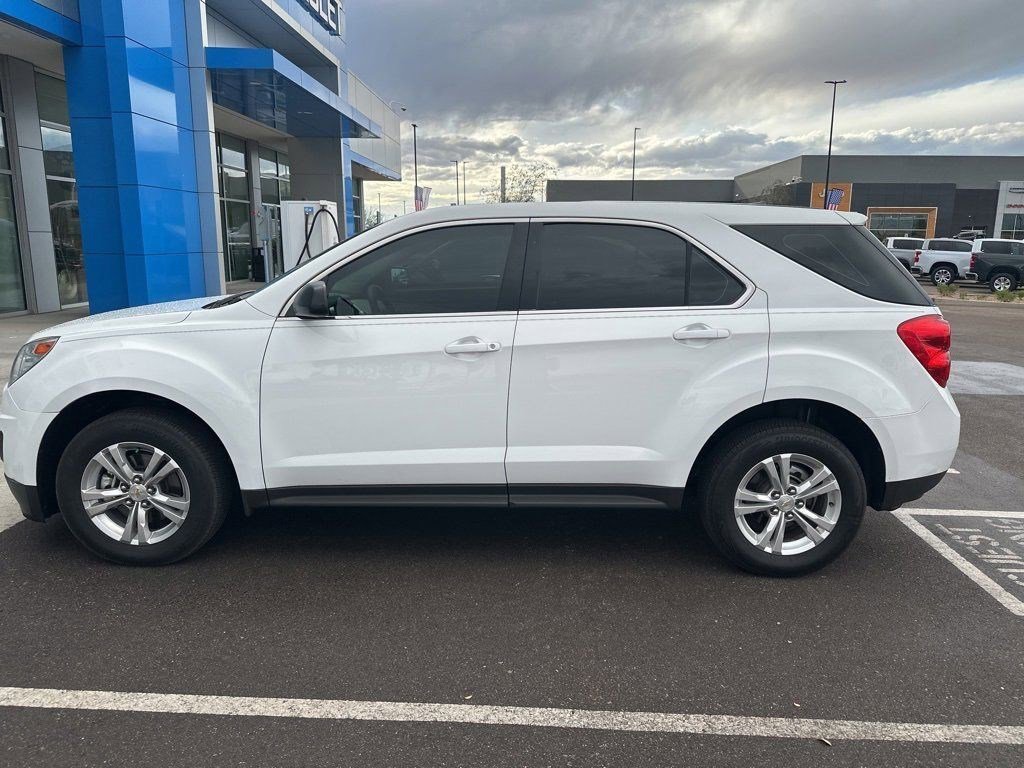 Used 2012 Chevrolet Equinox LS image 2