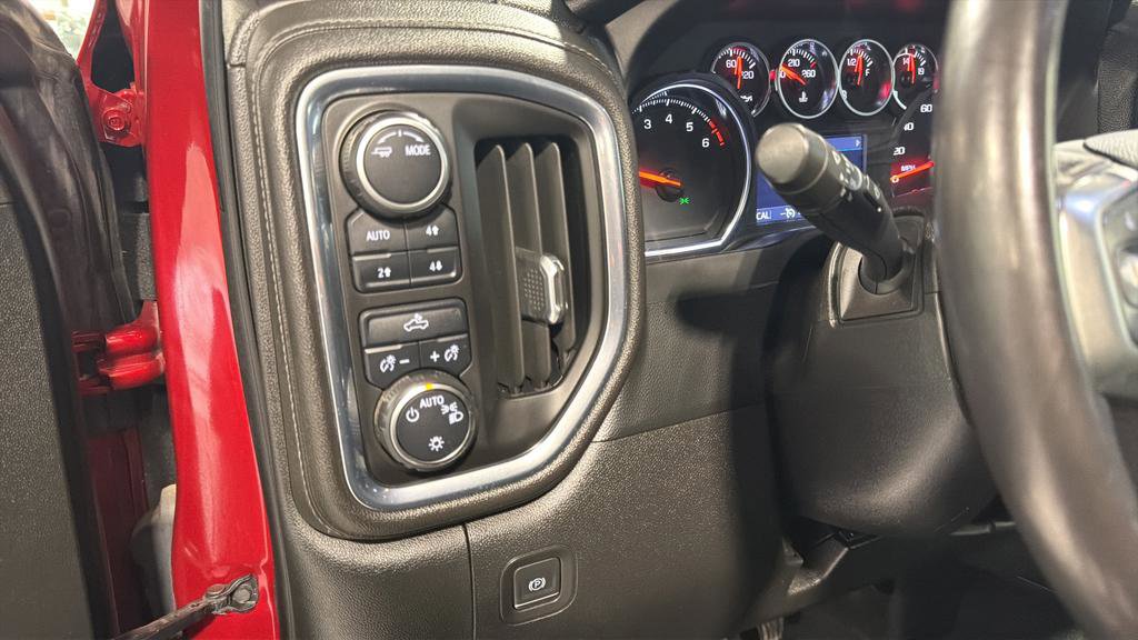 Used 2021 Chevrolet Silverado 1500 LT w/ Z71 Off-Road Package image 13