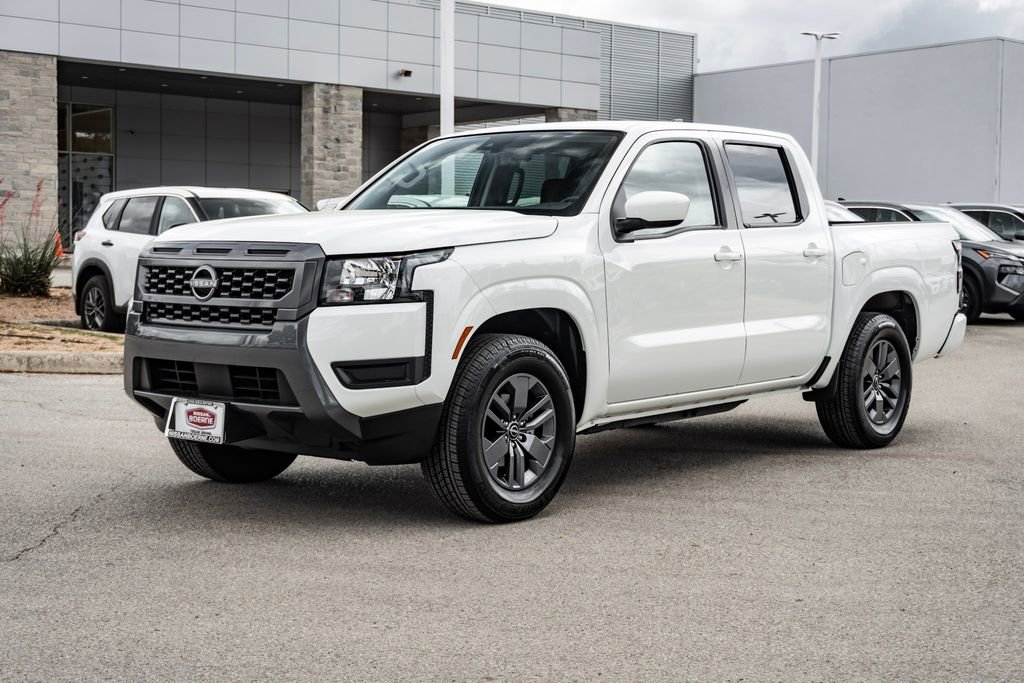 Used 2025 Nissan Frontier SV RWD image 9