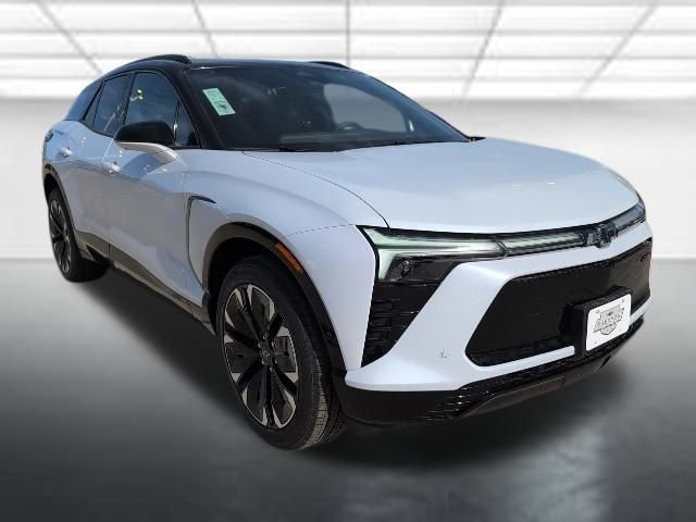 New 2026 Chevrolet Blazer EV RS image 1