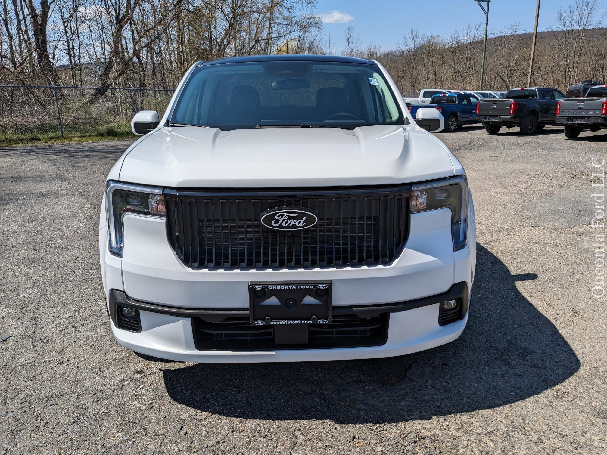 New 2025 Ford Maverick Lobo image 8