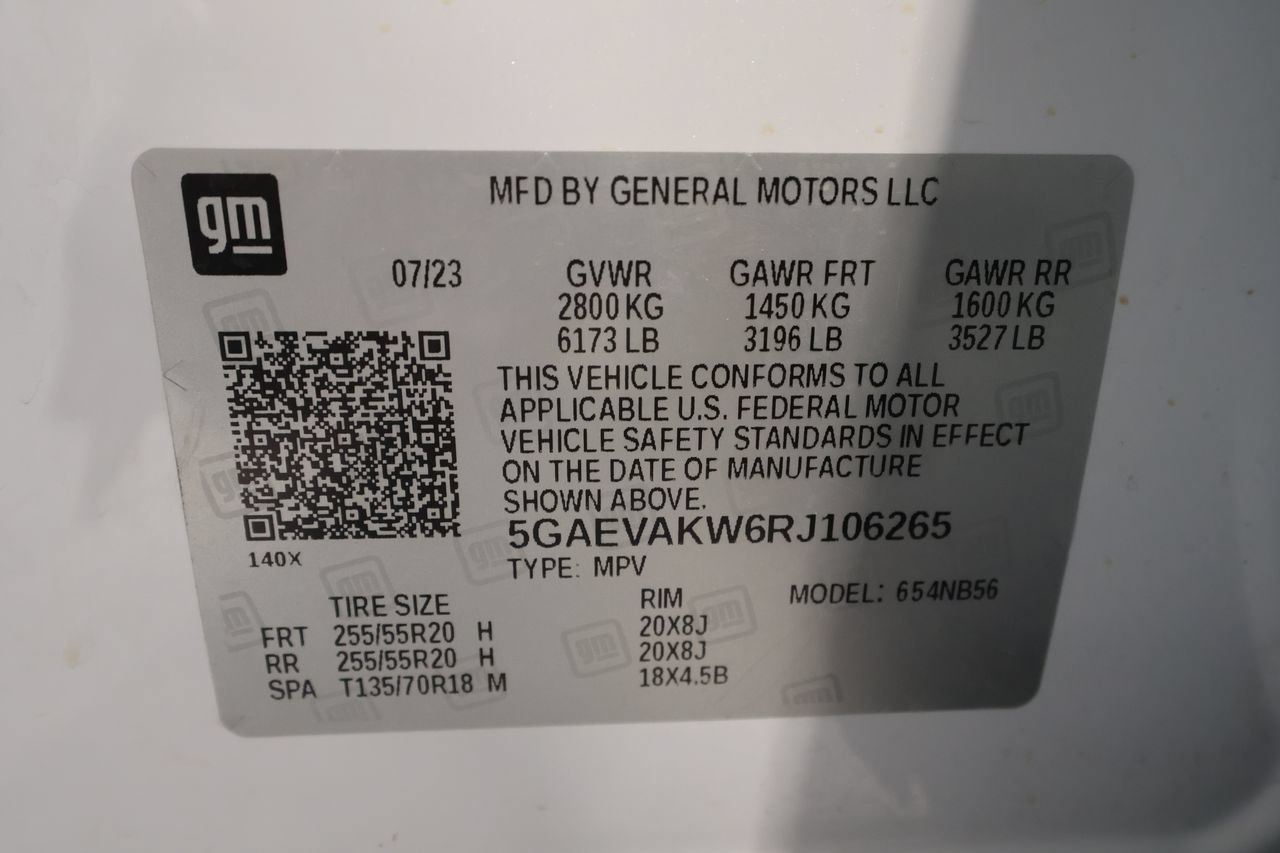 Used 2024 Buick Enclave Essence w/ Sport Touring Edition AWD/4WD image 34