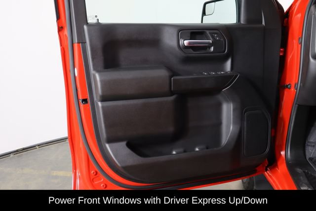 Used 2026 Chevrolet Silverado 1500 Custom w/ Turbomax Blackout Package RWD image 19