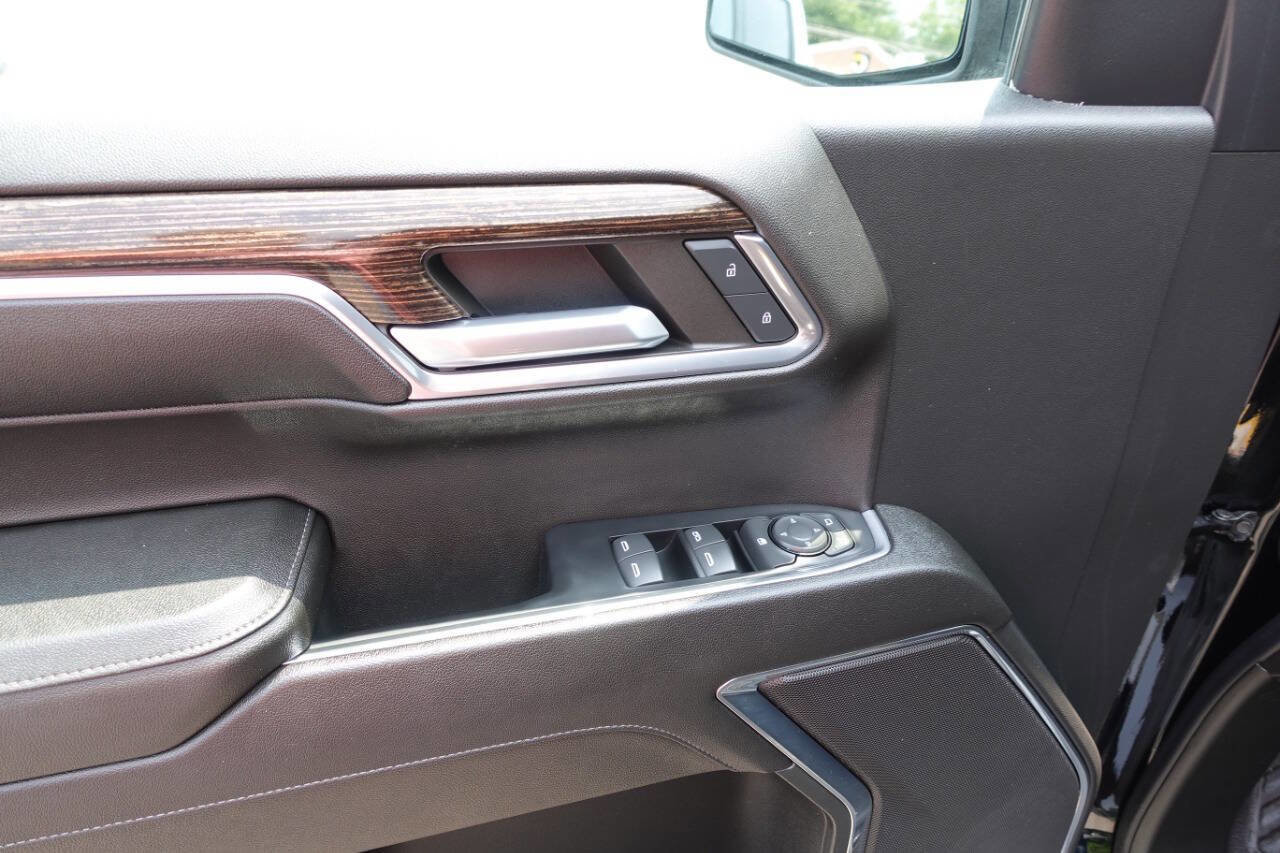 Used 2023 GMC Sierra 1500 Elevation image 16