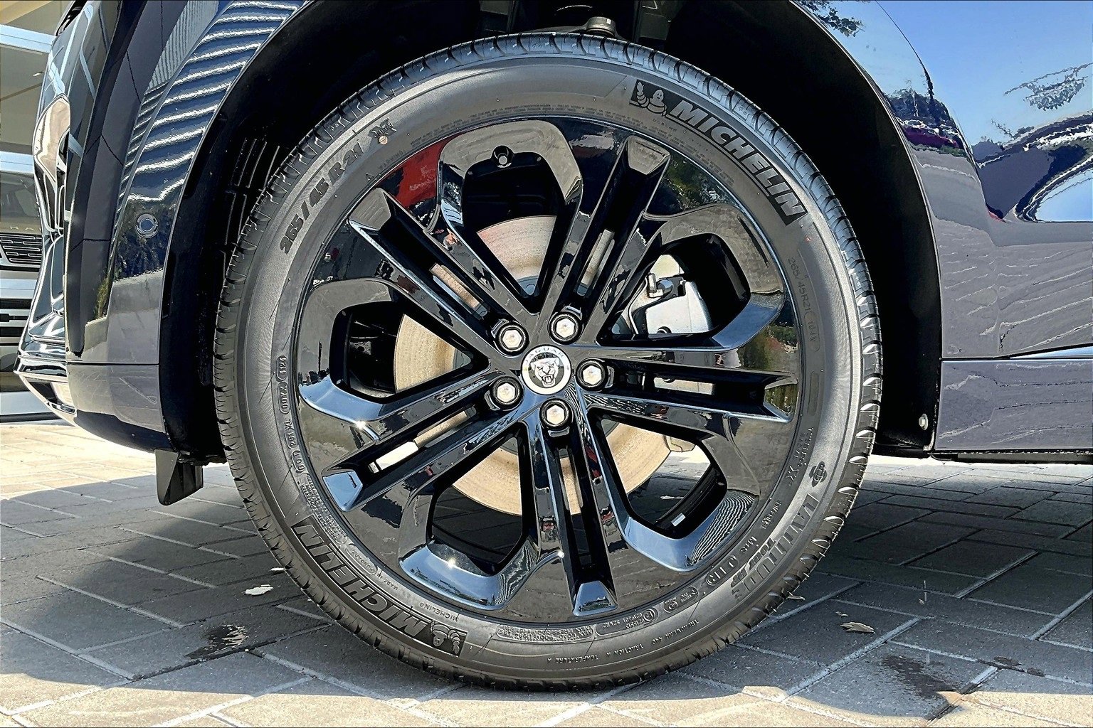 New 2026 Jaguar F-PACE R-Dynamic S image 12