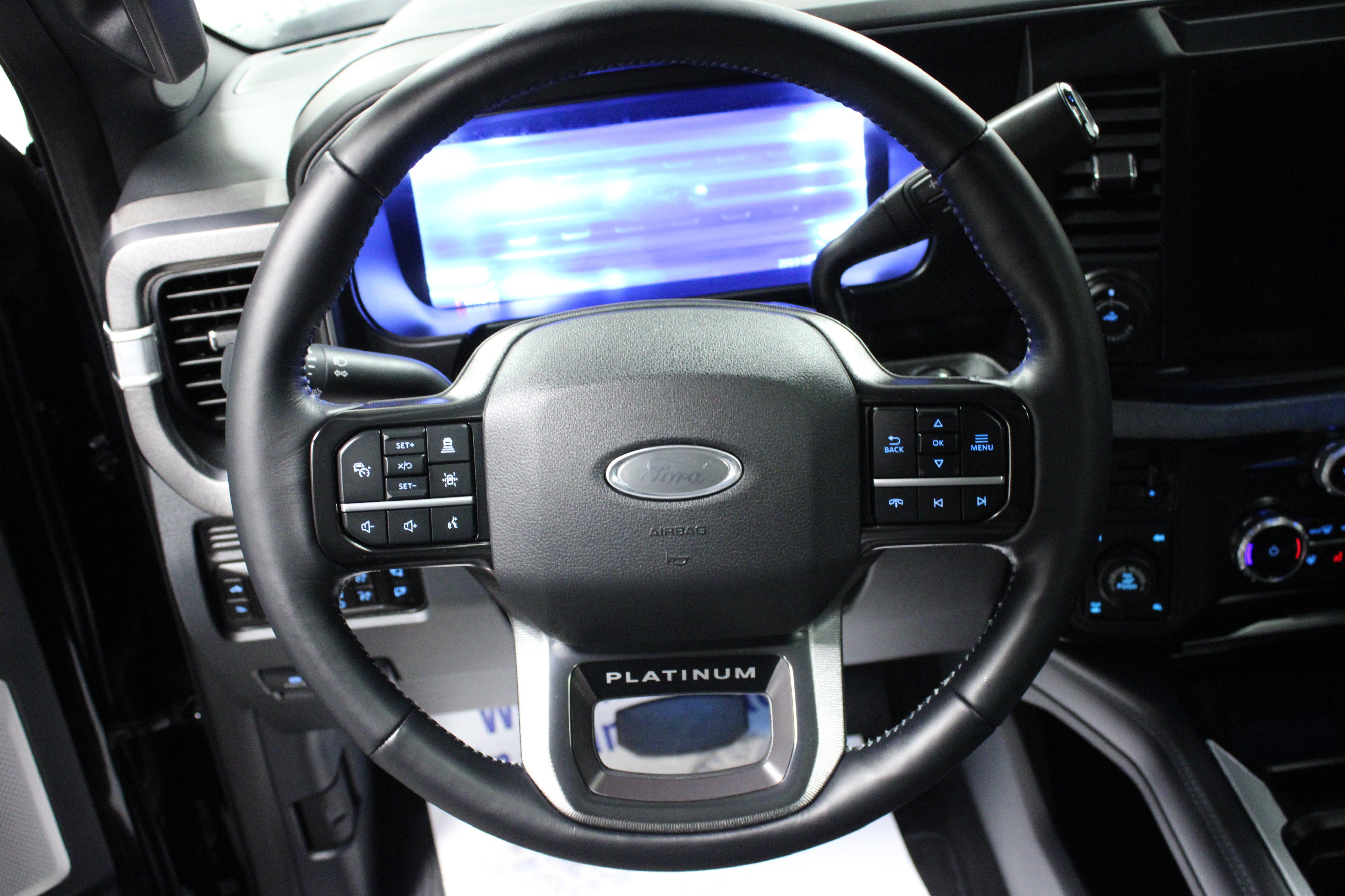 Used 2026 Ford F350 Platinum w/ Tremor Off-Road Package AWD/4WD image 17