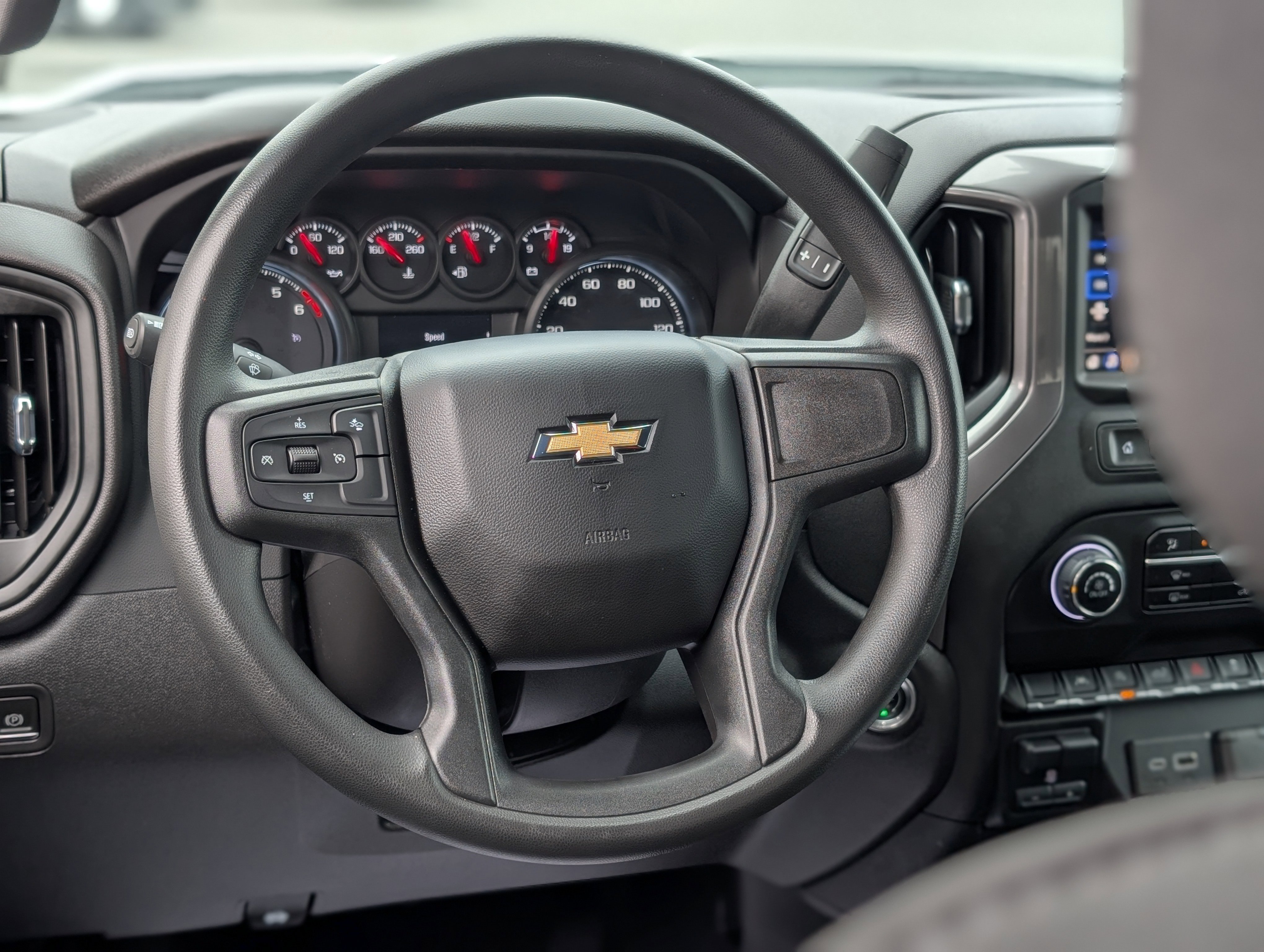 Used 2023 Chevrolet Silverado 1500 Custom image 15