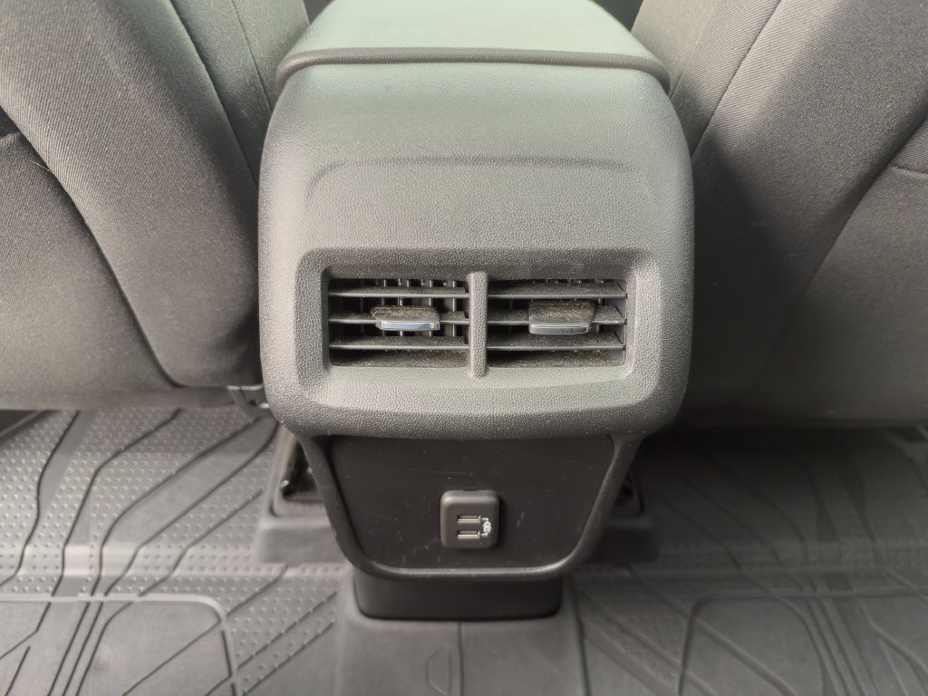 Used 2019 Chevrolet Equinox LT AWD/4WD image 21