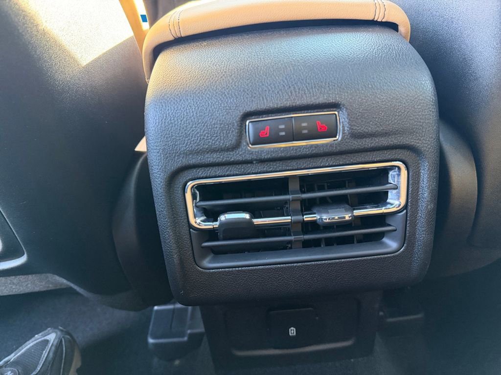 Used 2022 Lincoln Corsair Reserve w/ Sport Package image 22