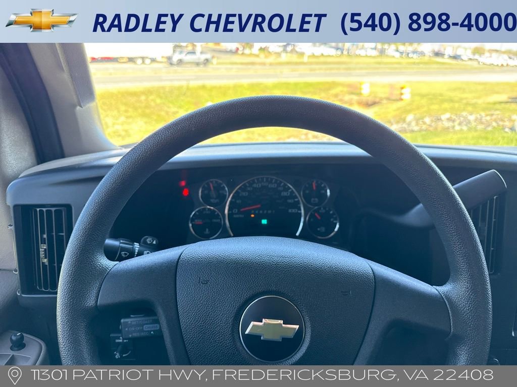 Used 2022 Chevrolet Express 2500 Extended image 6