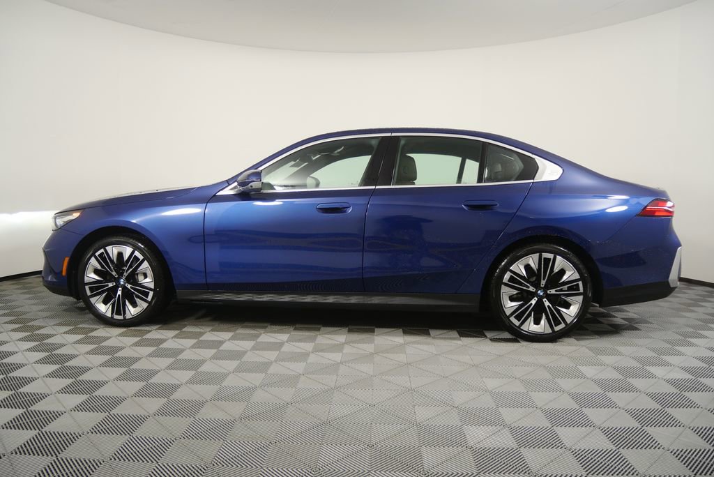 Certified 2025 BMW 530i 530i image 6