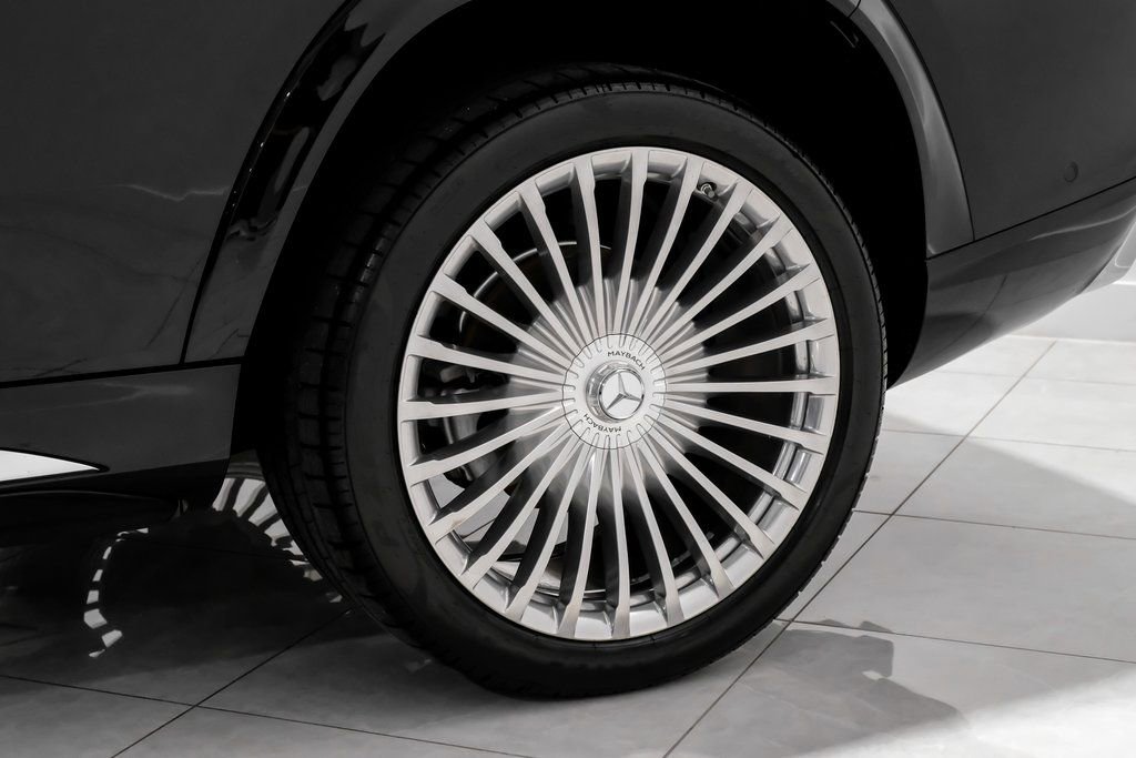 Used 2022 Mercedes-Benz Maybach GLS 600 4MATIC image 53