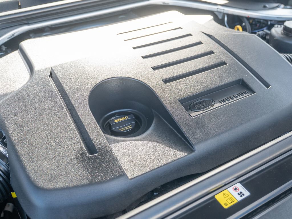 Certified 2023 Land Rover Range Rover SE image 36