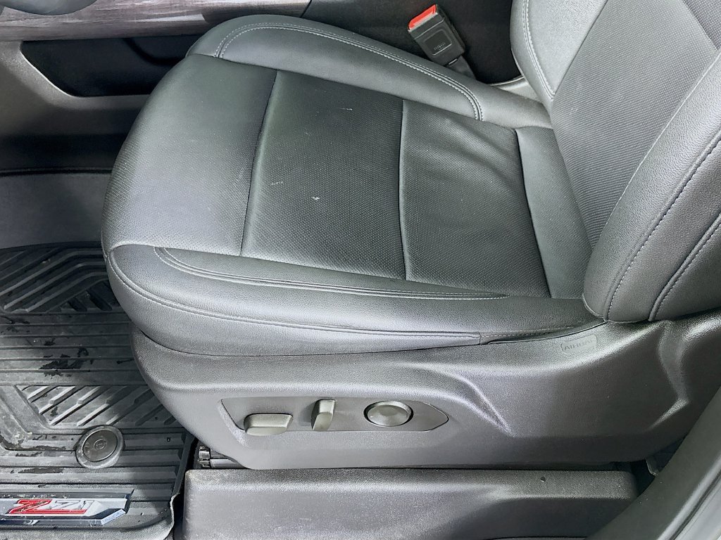 Used 2024 Chevrolet Silverado 1500 LTZ AWD/4WD image 20
