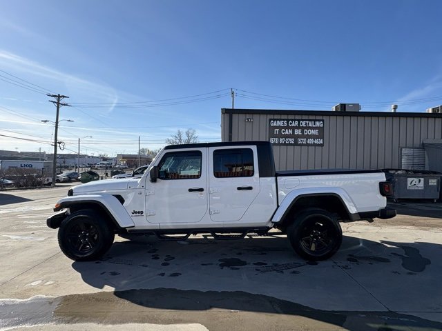 Used 2021 Jeep Gladiator Sport image 4