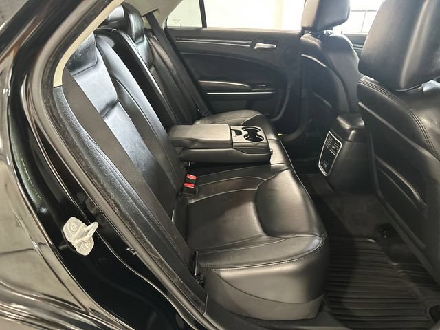 Used 2015 Chrysler 300 Limited w/ 300 Premium Group AWD/4WD image 28
