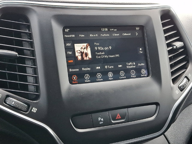 Used 2019 Jeep Cherokee Latitude Plus AWD/4WD image 20