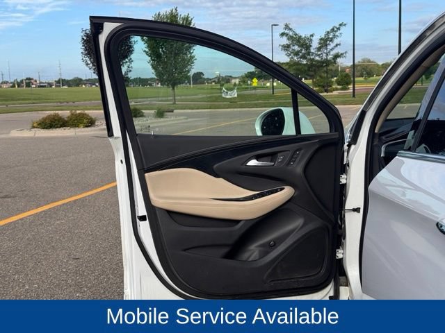 Used 2017 Buick Envision Essence AWD/4WD image 5