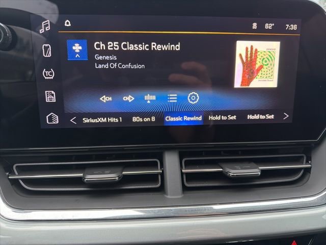 Used 2026 Chevrolet Trax LT w/ Driver Confidence Package image 12