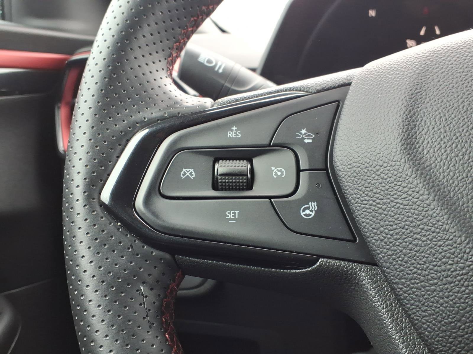 Used 2024 Chevrolet TrailBlazer RS image 23