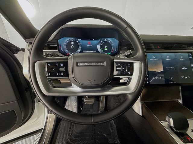 Certified 2025 Land Rover Range Rover SE AWD/4WD image 12