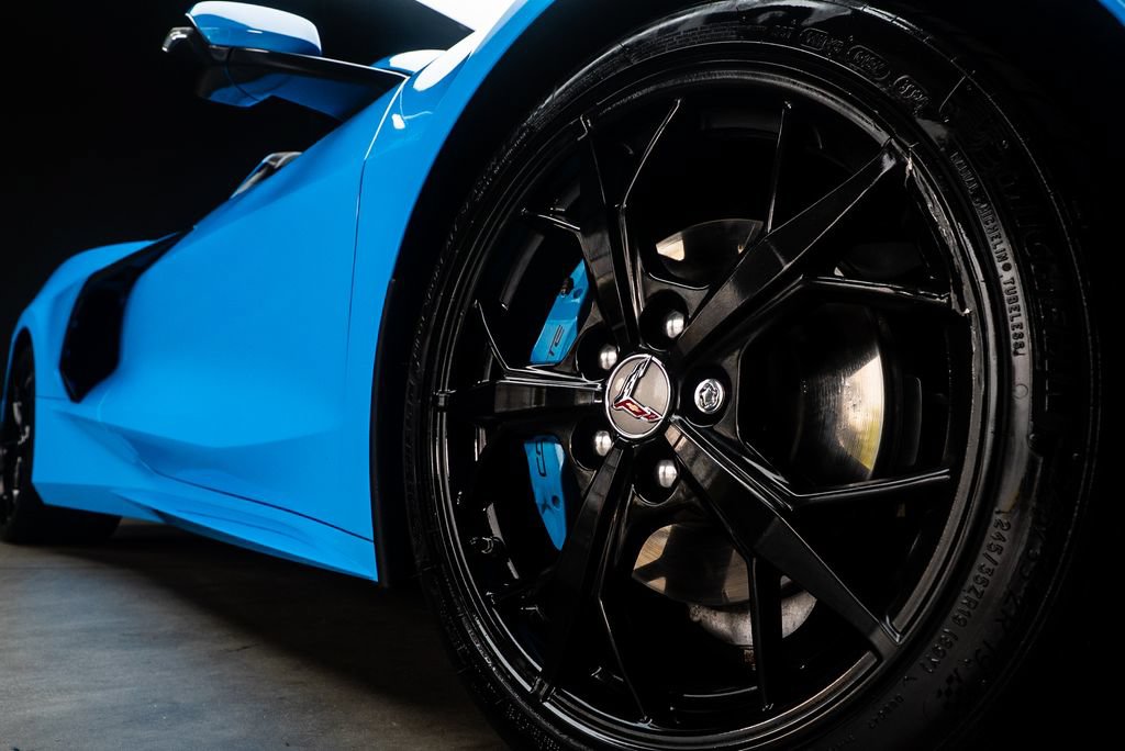 Used 2022 Chevrolet Corvette Stingray Premium Cpe w/ Battery Protection Package RWD image 12