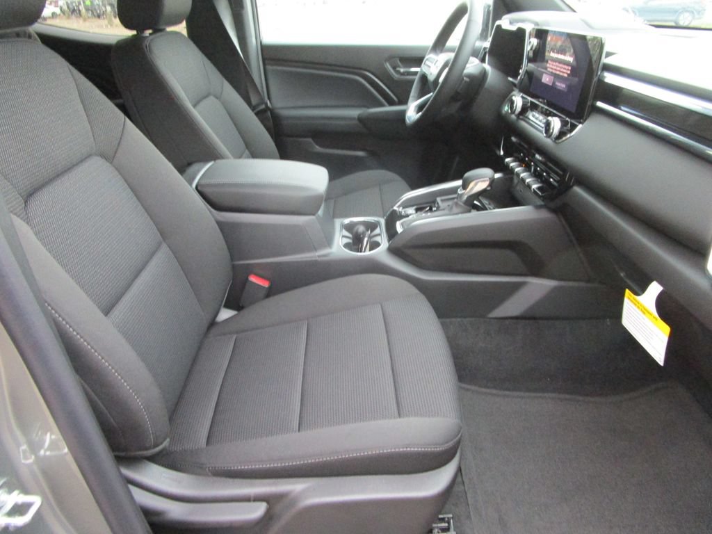 New 2026 GMC Canyon Elevation RWD image 18