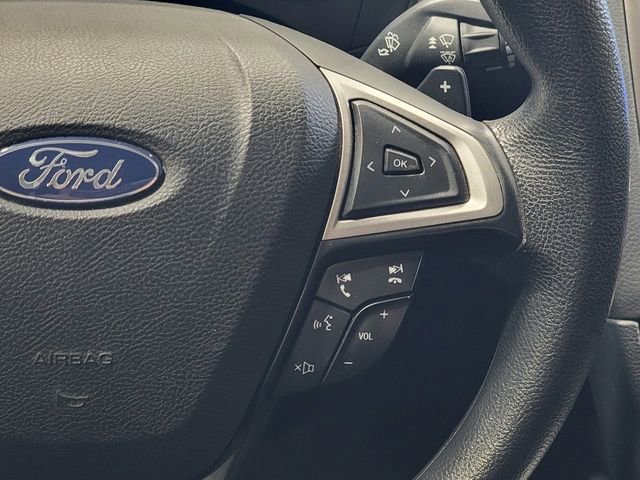 Used 2020 Ford Fusion SE AWD/4WD image 26