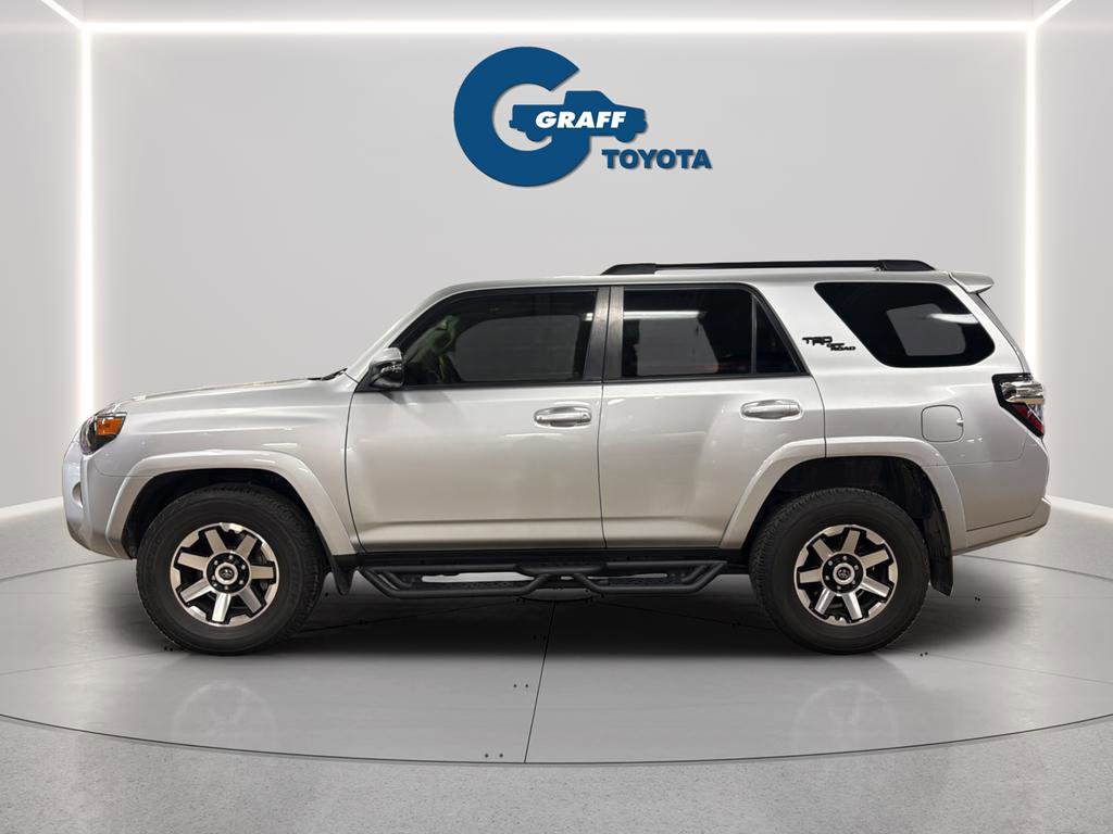 Used 2021 Toyota 4Runner TRD Off-Road Premium w/ Moonroof Package AWD/4WD image 3