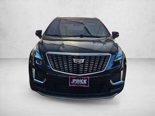 Used 2023 Cadillac XT5 Premium Luxury AWD/4WD image 2