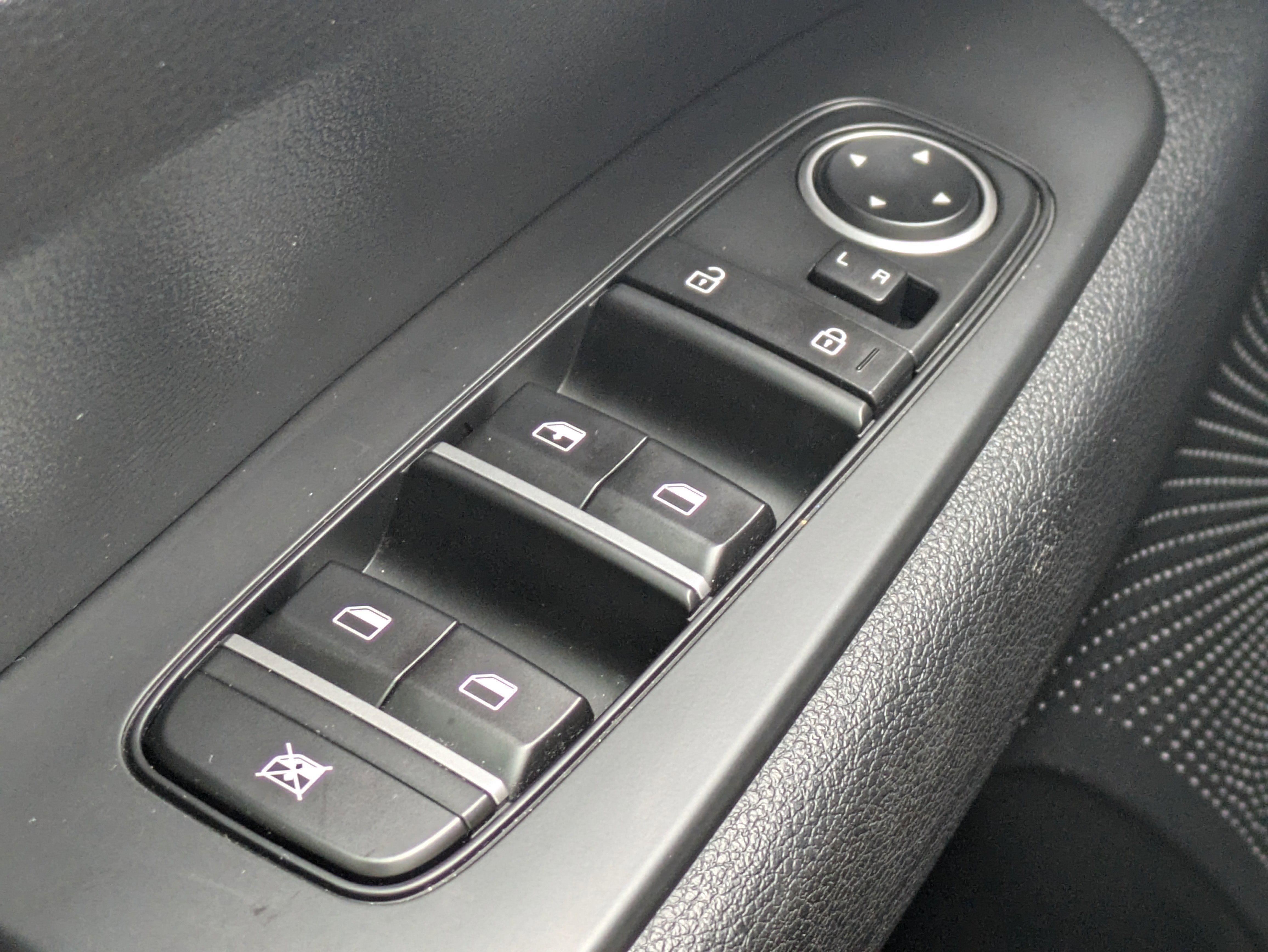 Used 2024 Kia Forte LX image 21