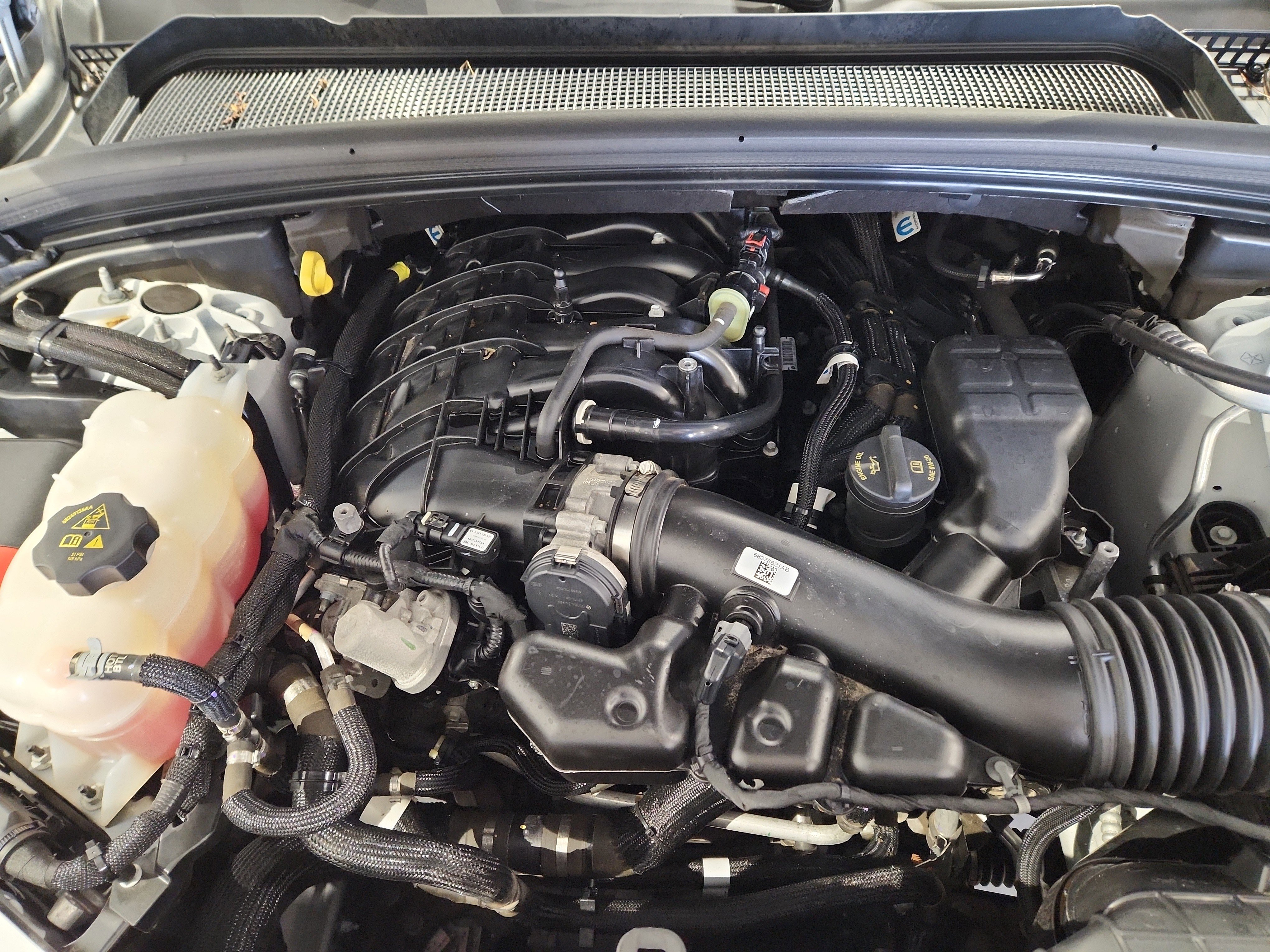 Used 2023 Jeep Grand Cherokee L Laredo image 22