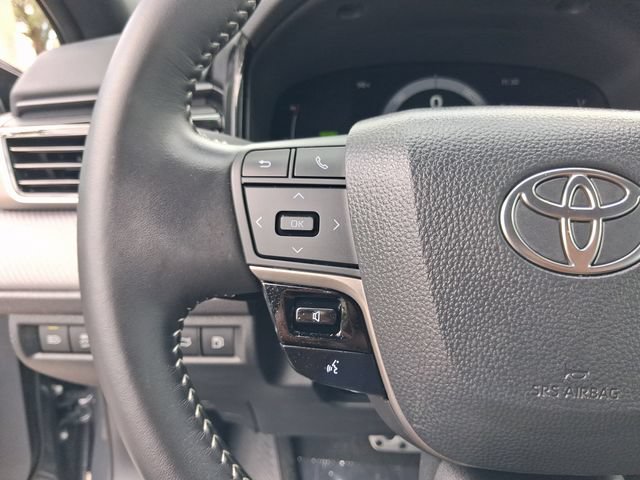 Used 2026 Toyota Camry SE FWD image 17