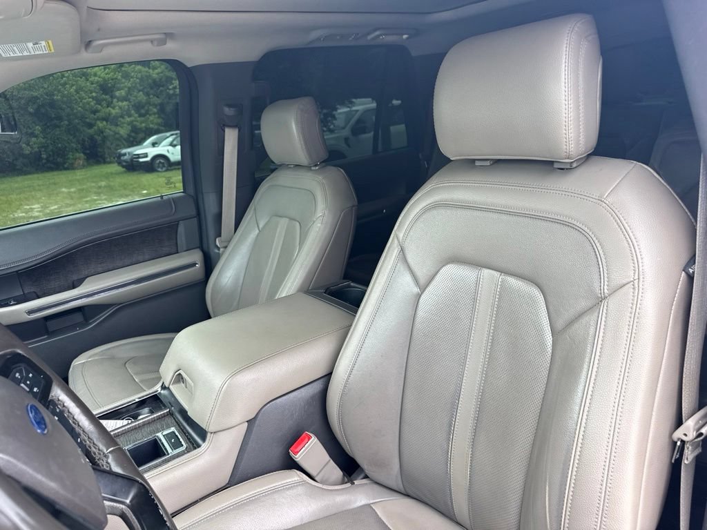 Used 2019 Ford Expedition Limited RWD image 10