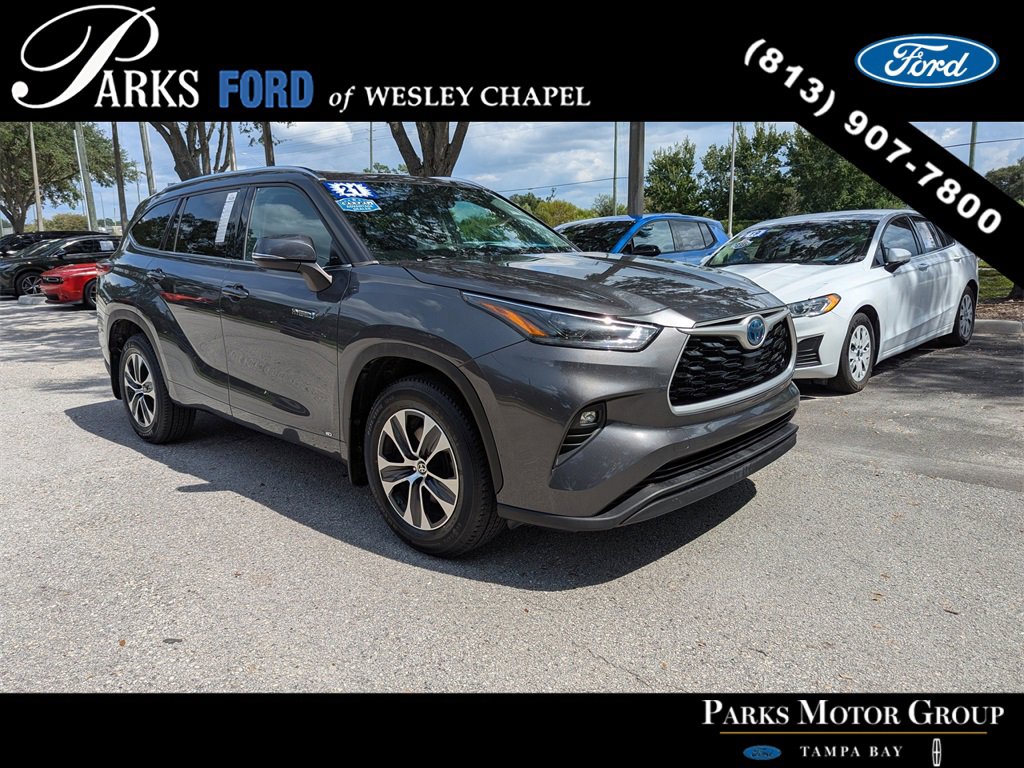 Used 2021 Toyota Highlander XLE