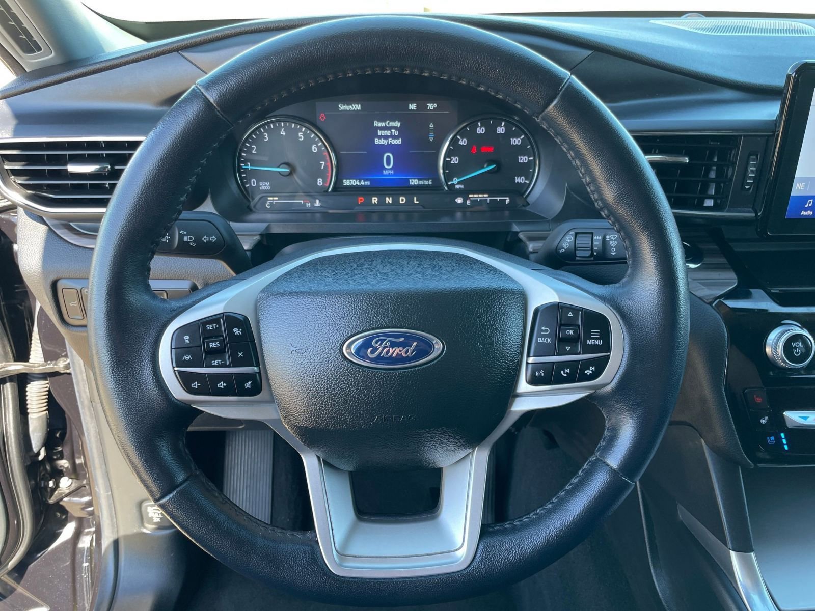 Used 2023 Ford Explorer Limited image 31