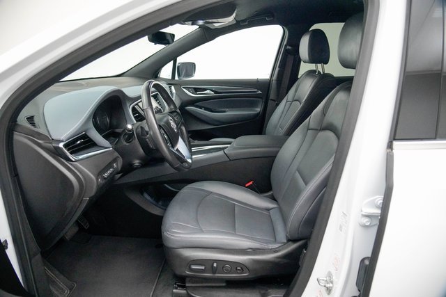 Used 2024 Buick Enclave Premium image 4