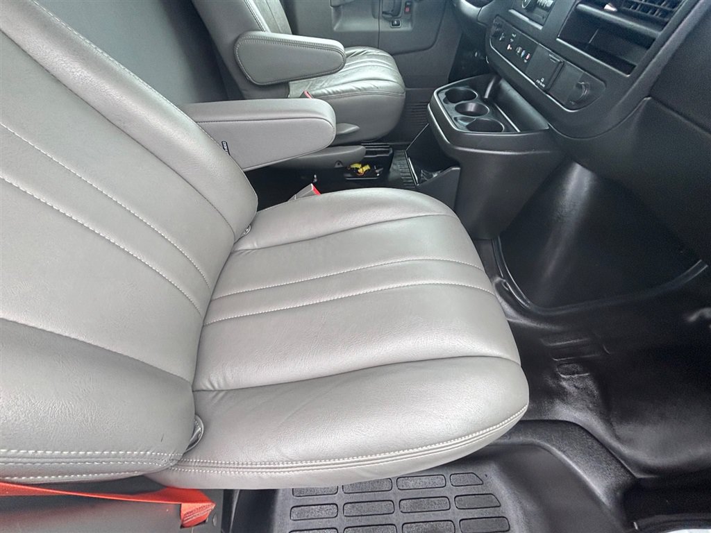 Used 2023 GMC Savana 2500 w/ Driver Convenience Package RWD image 23