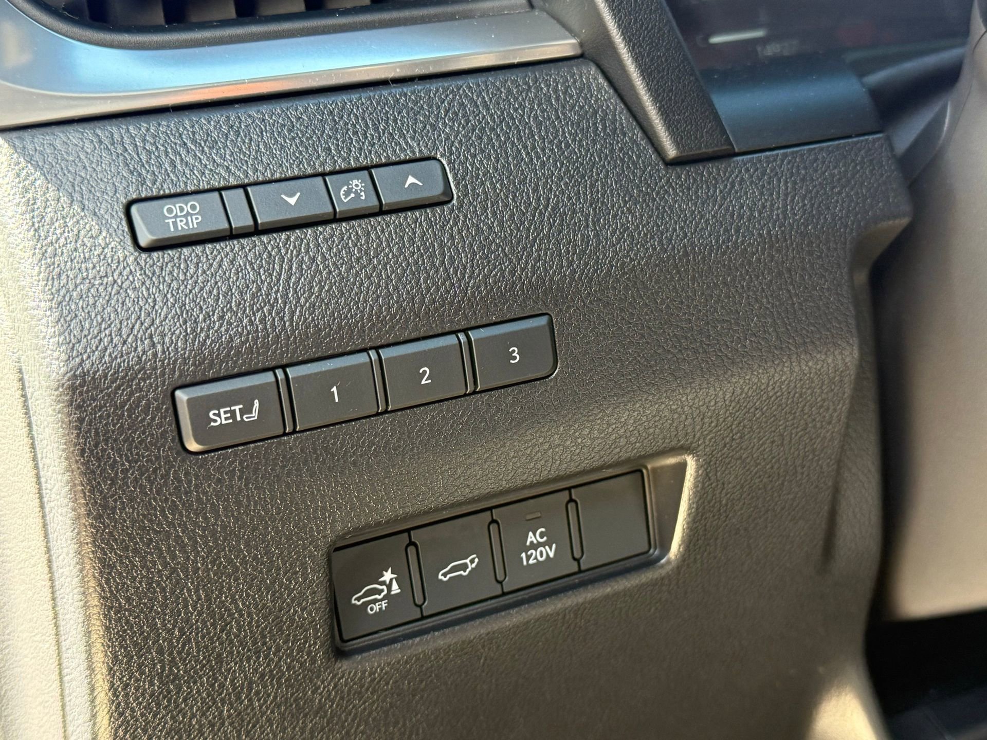 Used 2024 Lexus GX 550 550 Premium+ w/ Accessory Package (Z1) image 32