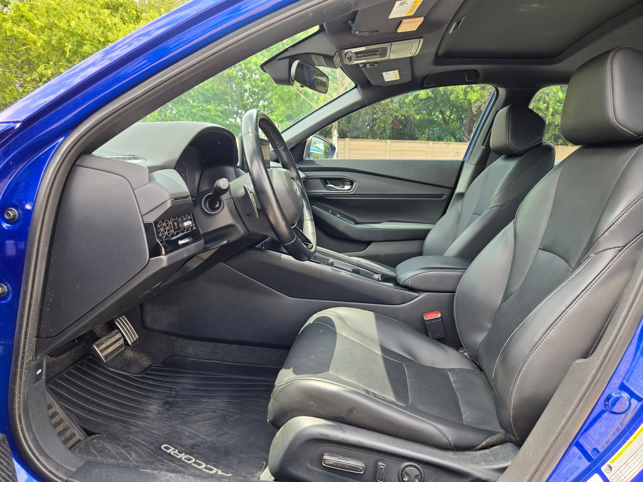 Used 2023 Honda Accord Sport image 9