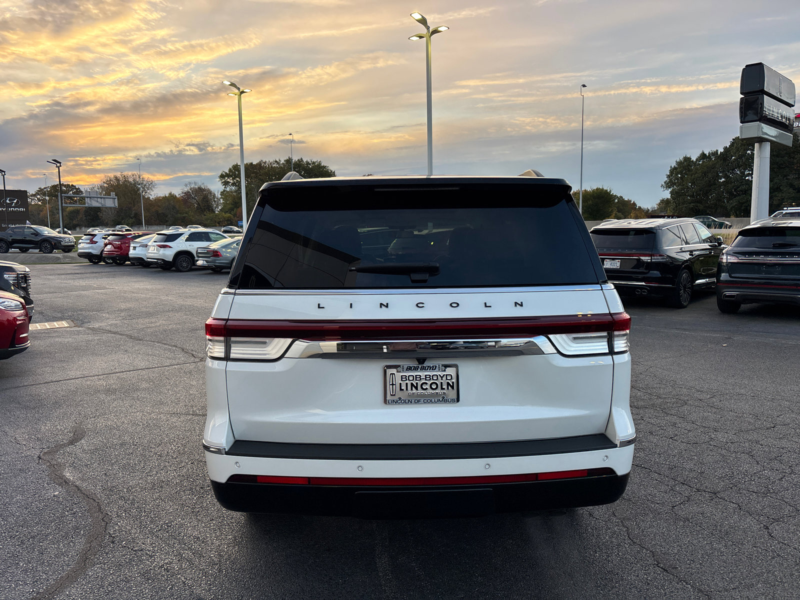 Certified 2024 Lincoln Navigator Black Label image 6