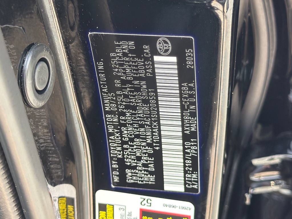 Used 2025 Toyota Camry XLE FWD image 31