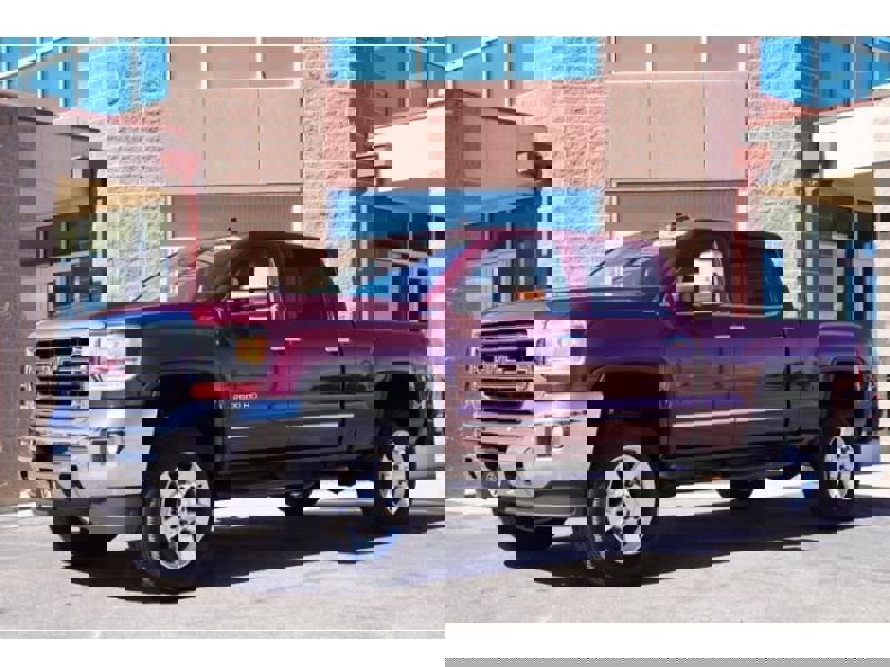 Used 2016 GMC Sierra 2500 SLT w/ Duramax Plus Package image 2