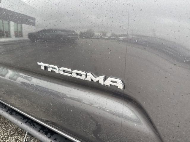 Used 2023 Toyota Tacoma TRD Sport w/ Technology Package AWD/4WD image 10