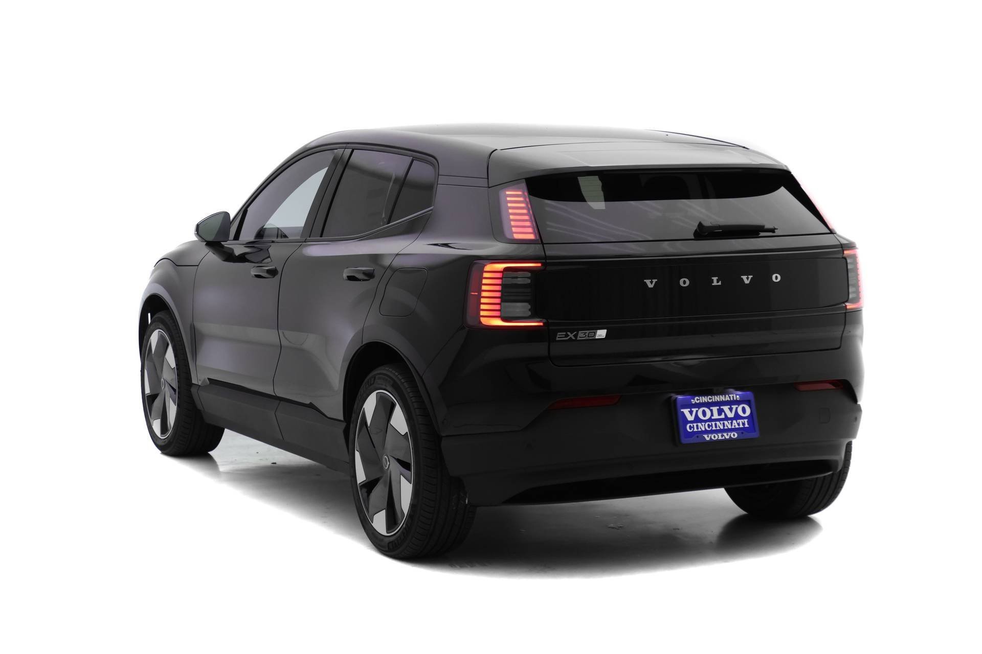 New 2025 Volvo EX30 Ultra w/ Protection Package Premier image 5