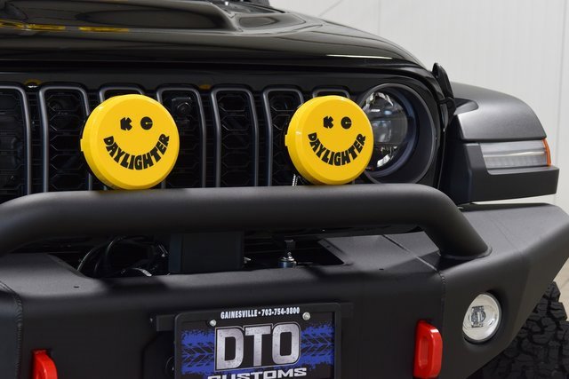 Used 2025 Jeep Wrangler Unlimited Rubicon w/ Technology Group image 9