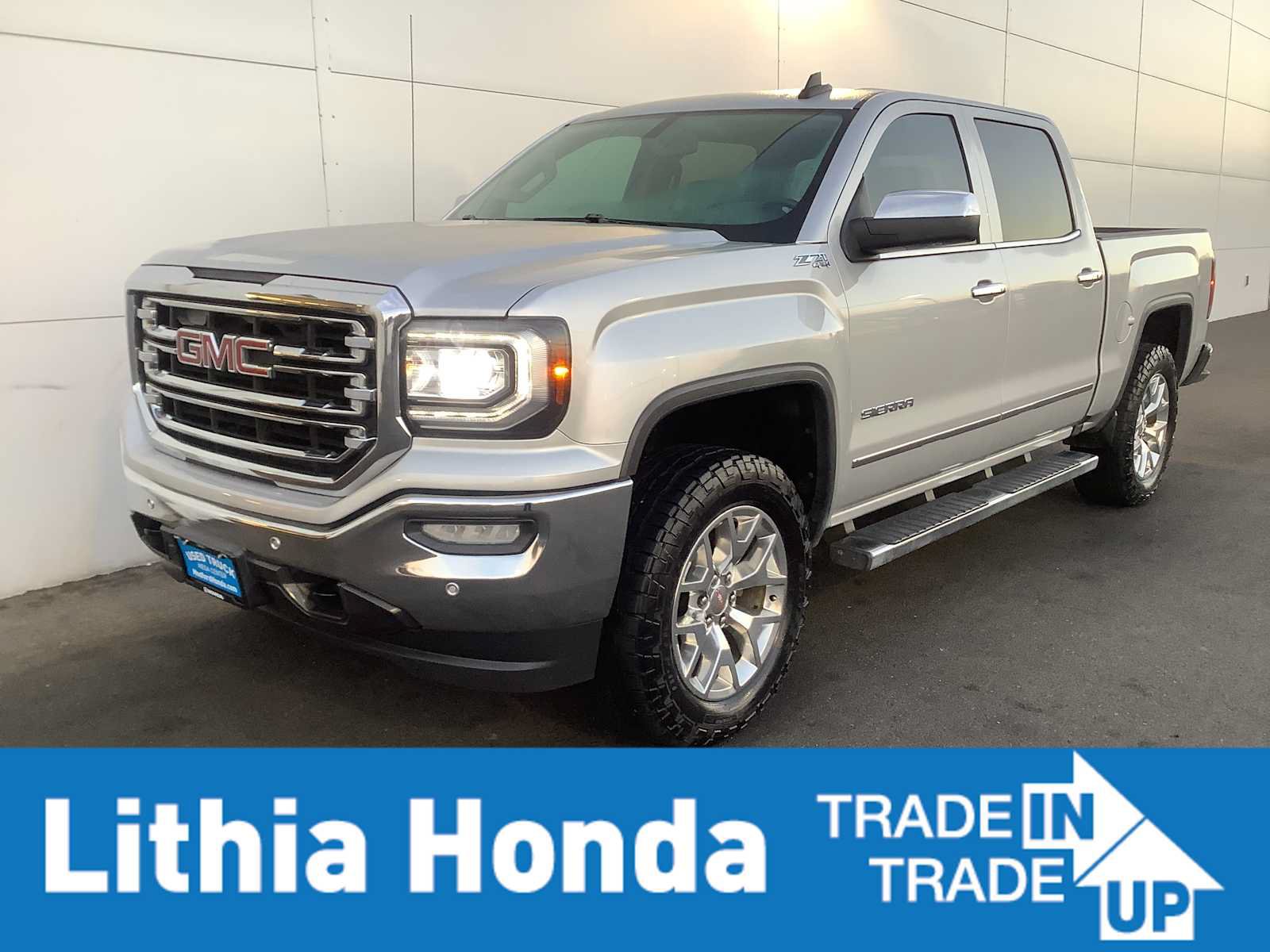 Used 2017 GMC Sierra 1500 SLT w/ SLT Premium Package