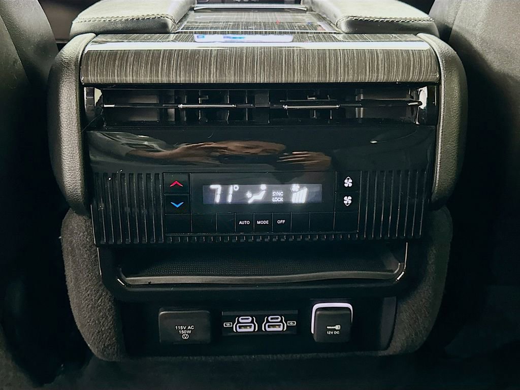 Used 2022 Jeep Wagoneer Series II w/ Premium Group I image 26