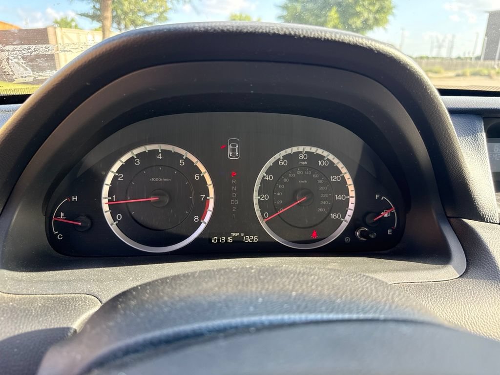 Used 2011 Honda Accord EX image 16