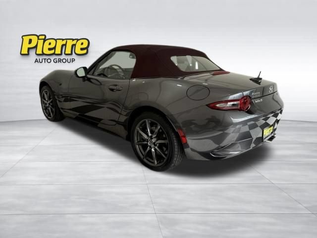 Used 2018 MAZDA MX-5 Miata Grand Touring RWD image 3